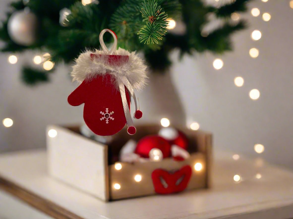 Mitten Ornament